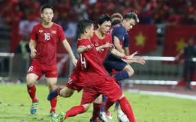 Quyết tâm vượt ĐT Việt Nam, Thái Lan dùng 'chiêu cuối' ở vòng loại WC 2022 Quyết tâm vượt ĐT Việt Nam, Thái Lan dùng 'chiêu cuối' ở vòng loại WC 2022