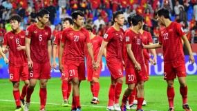 Cánh tay phải của thầy Park: 'Cầu thủ Việt Nam thiếu tự trọng, thiếu nỗ lực,...' Cánh tay phải của thầy Park: 'Cầu thủ Việt Nam thiếu tự trọng, thiếu nỗ lực,...'