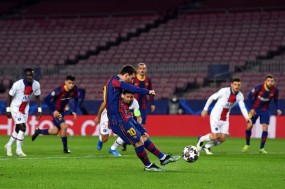 Barcelona thua thảm trước PSG nhưng Messi vẫn lập kỳ tích vô tiền khoáng hậu Barcelona thua thảm trước PSG nhưng Messi vẫn lập kỳ tích vô tiền khoáng hậu