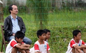 Căn phòng vinh quang của bầu Đức và nguyên nhân khiến học viện HAGL sa sút Căn phòng vinh quang của bầu Đức và nguyên nhân khiến học viện HAGL sa sút