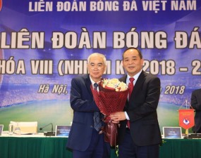 Chủ tịch VFF xin nghỉ chỉ sau 2 năm, chuẩn bị đại hội bất thường bầu người mới Chủ tịch VFF xin nghỉ chỉ sau 2 năm, chuẩn bị đại hội bất thường bầu người mới