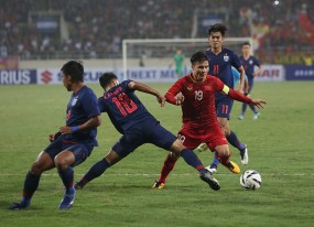 Báo Thái Lan 'tị nạnh' với Việt Nam khi VL World Cup khả năng phải đá tập trung Báo Thái Lan 'tị nạnh' với Việt Nam khi VL World Cup khả năng phải đá tập trung