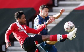 Nhận định soi kèo Southampton vs Arsenal 27/1: Pháo thủ khó vượt ải St' Mary Nhận định soi kèo Southampton vs Arsenal 27/1: Pháo thủ khó vượt ải St' Mary