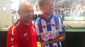 Heerenveen officially sent a proposal to Hanoi FC about the future of Doan Van Hau Heerenveen officially sent a proposal to Hanoi FC about the future of Doan Van Hau