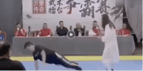 VIDEO: Cao thủ Trung Quốc dùng 'bí thuật' ảo hơn Huỳnh Tuấn Kiệt hạ gục 4 võ sĩ VIDEO: Cao thủ Trung Quốc dùng 'bí thuật' ảo hơn Huỳnh Tuấn Kiệt hạ gục 4 võ sĩ