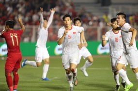 Hanoi FC used money to bring Heerenveen's Van Hau to SEA Games Hanoi FC used money to bring Heerenveen's Van Hau to SEA Games