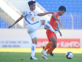 SHB Da Nang reveals the reason to play Ha Duc Chinh only 40 minutes SHB Da Nang reveals the reason to play Ha Duc Chinh only 40 minutes