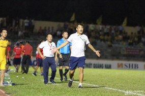 Phan Van Duc: Vietnamese football cant develop with referees making unfair decisions Phan Van Duc: Vietnamese football cant develop with referees making unfair decisions
