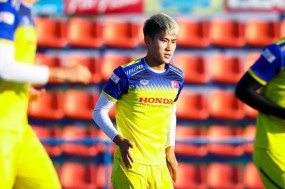 Park made a big surprise when he brought U22 striker back to midfielder position Park made a big surprise when he brought U22 striker back to midfielder position