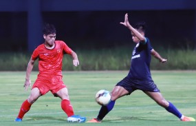Coach Troussier pleased with the players of U19 Vietnam Coach Troussier pleased with the players of U19 Vietnam