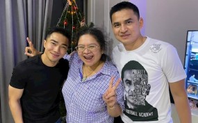 ‘Messi Thái’ Chanathip gửi tâm thư xúc động tặng thầy Kiatisuk trước ngày lên đường sang Việt Nam ‘Messi Thái’ Chanathip gửi tâm thư xúc động tặng thầy Kiatisuk trước ngày lên đường sang Việt Nam