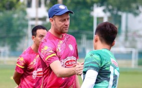 Nóng: Á Quân V-League 2019 ‘chốt sổ’, đem về ngoại binh chất lượng từ UEFA Champions League Nóng: Á Quân V-League 2019 ‘chốt sổ’, đem về ngoại binh chất lượng từ UEFA Champions League
