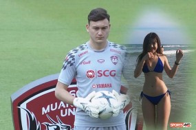 Mải chơi cùng bạn gái, Văn Lâm rớt giá thảm hại hơn 3 tỷ đồng sau khi rời Muangthong Mải chơi cùng bạn gái, Văn Lâm rớt giá thảm hại hơn 3 tỷ đồng sau khi rời Muangthong