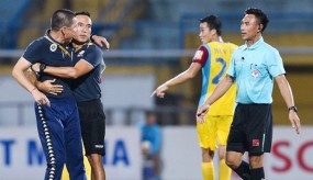 V-League ngày càng khắc nghiệt, VPF liền mua gấp bảo hiểm cho 900 trọng tài và cầu thủ V-League ngày càng khắc nghiệt, VPF liền mua gấp bảo hiểm cho 900 trọng tài và cầu thủ