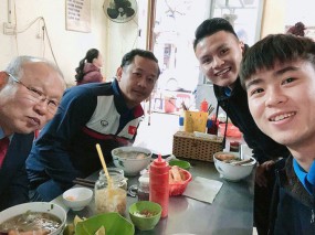HLV Park tiết lộ nghiện nhiều món ở Việt Nam, cần tìm địa chỉ ăn ngon ở Hà Nội HLV Park tiết lộ nghiện nhiều món ở Việt Nam, cần tìm địa chỉ ăn ngon ở Hà Nội