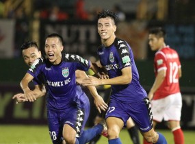 HLV Phan Thanh Hùng gợi ý 'cặp bài trùng' của Bình Dương cho HLV Park: 'Nhân tố này nên được triệu tập' HLV Phan Thanh Hùng gợi ý 'cặp bài trùng' của Bình Dương cho HLV Park: 'Nhân tố này nên được triệu tập'