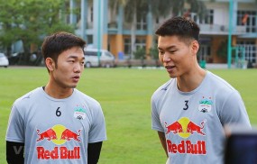 Tiết lộ sự thật về Xuân Trường, Kim Dong-su tuyên bố vẫn muốn cãi nhau với đội trưởng HAGL Tiết lộ sự thật về Xuân Trường, Kim Dong-su tuyên bố vẫn muốn cãi nhau với đội trưởng HAGL