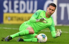 Filip Nguyễn 'tụt dốc không phanh', đánh mất vị trí số 1 trong khung gỗ Slovan Liberec Filip Nguyễn 'tụt dốc không phanh', đánh mất vị trí số 1 trong khung gỗ Slovan Liberec