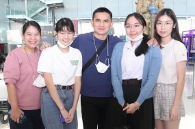 Đóng vai ông bố 'khó tính', HLV Kiatisuk lần đầu lên tiếng về tiêu chuẩn chọn con rể HAGL cho con gái cưng Đóng vai ông bố 'khó tính', HLV Kiatisuk lần đầu lên tiếng về tiêu chuẩn chọn con rể HAGL cho con gái cưng
