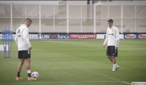 VIDEO: 'Sát thủ' Morata tái ngộ bạn thân Ronaldo trên sân tập Juventus VIDEO: 'Sát thủ' Morata tái ngộ bạn thân Ronaldo trên sân tập Juventus