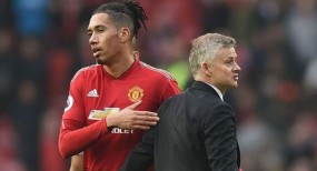 Smalling tìm cách 'đào tẩu' khỏi Man Utd, trở lại AS Roma Smalling tìm cách 'đào tẩu' khỏi Man Utd, trở lại AS Roma