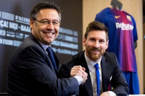 Mua được Suarez giá hời, chủ tịch Atletico hết lời ca tụng 'sếp lớn' của Barca Mua được Suarez giá hời, chủ tịch Atletico hết lời ca tụng 'sếp lớn' của Barca