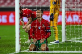Ronaldo vô duyên trước khung thành ĐT Pháp, Bồ Đào Nha chính thức trở thành cựu vương Nations League Ronaldo vô duyên trước khung thành ĐT Pháp, Bồ Đào Nha chính thức trở thành cựu vương Nations League