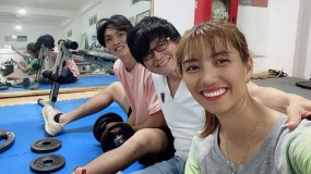 Tuấn Anh lên tuyển Việt Nam sớm trước 10 ngày, fan lo lắng khi xuất hiện bên cạnh 'thần y' Hàn Quốc Tuấn Anh lên tuyển Việt Nam sớm trước 10 ngày, fan lo lắng khi xuất hiện bên cạnh 'thần y' Hàn Quốc