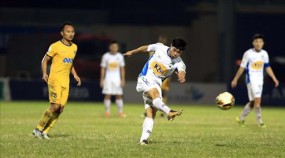 VIDEO: 'Messi Việt Nam' và những pha làm bàn đẳng cấp, hứa hẹn sớm giành QBV Việt Nam VIDEO: 'Messi Việt Nam' và những pha làm bàn đẳng cấp, hứa hẹn sớm giành QBV Việt Nam