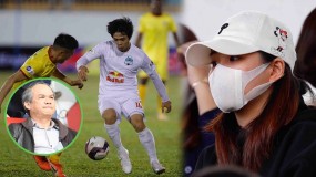 Cổ vũ HAGL thầm lặng, bầu Đức và Viên Minh thất thần chứng kiến những pha bỏ lỡ của Công Phượng Cổ vũ HAGL thầm lặng, bầu Đức và Viên Minh thất thần chứng kiến những pha bỏ lỡ của Công Phượng