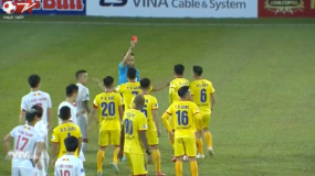 VIDEO: Bước ngoặt của trận đấu mở ra chiến thắng thiếu thuyết phục của HAGL trước SLNA VIDEO: Bước ngoặt của trận đấu mở ra chiến thắng thiếu thuyết phục của HAGL trước SLNA