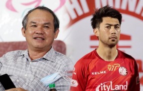 Khoác áo kình địch HAGL, Lee Nguyễn vẫn 'nhớ nhung' bầu Đức sau 10 năm 'xa mặt' Khoác áo kình địch HAGL, Lee Nguyễn vẫn 'nhớ nhung' bầu Đức sau 10 năm 'xa mặt'