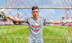 Bị M.U kiện lên FIFA, đại diện Đặng Văn Lâm thách thức ngược: 'cứ chờ mà xem' Bị M.U kiện lên FIFA, đại diện Đặng Văn Lâm thách thức ngược: 'cứ chờ mà xem'