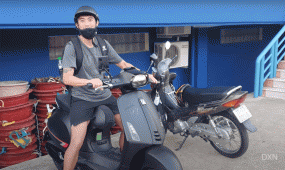 VIDEO: Không đi ké xế hộp 8 tỷ của Bùi Tiến Dũng, Lee Nguyễn lái xe hai bánh cực ngầu VIDEO: Không đi ké xế hộp 8 tỷ của Bùi Tiến Dũng, Lee Nguyễn lái xe hai bánh cực ngầu
