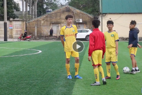 VIDEO: Cầu thủ Việt kiều Séc gây ấn tượng tại đội trẻ SLNA VIDEO: Cầu thủ Việt kiều Séc gây ấn tượng tại đội trẻ SLNA