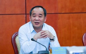 Chủ tịch VFF: 'VPF và bầu Đức không nên cãi nhau vì chuyện nhỏ' Chủ tịch VFF: 'VPF và bầu Đức không nên cãi nhau vì chuyện nhỏ'