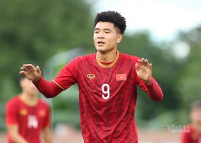 Ha Duc Chinh returned to training after a month of treatment Ha Duc Chinh returned to training after a month of treatment