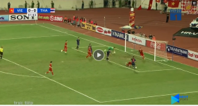 VIDEO: Pha cứu thua sánh ngang Vidic, Ferdinand của Văn Hậu VIDEO: Pha cứu thua sánh ngang Vidic, Ferdinand của Văn Hậu