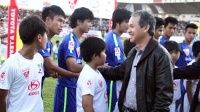 Bầu Đức và những bản hợp đồng một chữ 'tình' của HAGL Bầu Đức và những bản hợp đồng một chữ 'tình' của HAGL