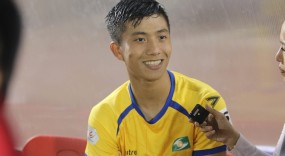 Phan Văn Đức lên tiếng trấn an người hâm mộ Phan Văn Đức lên tiếng trấn an người hâm mộ