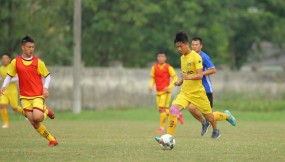 Đội trưởng SLNA báo tin vui về chấn thương của Phan Văn Đức Đội trưởng SLNA báo tin vui về chấn thương của Phan Văn Đức