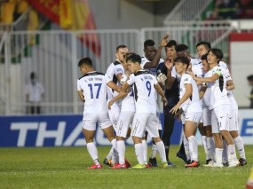 HLV Lee Tae Hoon: 'HAGL cần sự tự tin để phát huy điểm mạnh nhất' HLV Lee Tae Hoon: 'HAGL cần sự tự tin để phát huy điểm mạnh nhất'