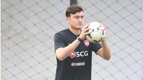HLV Muangthong chính thức lên tiếng về tương lai Đặng Văn Lâm HLV Muangthong chính thức lên tiếng về tương lai Đặng Văn Lâm