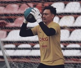 Chuẩn bị cho Thai League, Văn Lâm trở lại tập luyện cùng đồng đội Chuẩn bị cho Thai League, Văn Lâm trở lại tập luyện cùng đồng đội