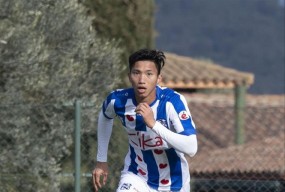 Văn Hậu nhen nhóm hy vọng ở lại sau động thái bất ngờ của Heerenveen Văn Hậu nhen nhóm hy vọng ở lại sau động thái bất ngờ của Heerenveen