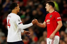 Thủ quân Man United cho Van Dijk 'hít khói' ở các thống kê phòng ngự Thủ quân Man United cho Van Dijk 'hít khói' ở các thống kê phòng ngự