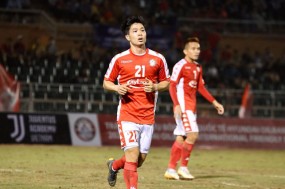 Công Phượng sẽ phải chơi hy sinh sau khi TPHCM chiêu mộ cặp tiền đạo triệu đô? Công Phượng sẽ phải chơi hy sinh sau khi TPHCM chiêu mộ cặp tiền đạo triệu đô?