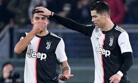 Maurizio Sarri: 'Rất khó để kết hợp Ronaldo và Dybala' Maurizio Sarri: 'Rất khó để kết hợp Ronaldo và Dybala'