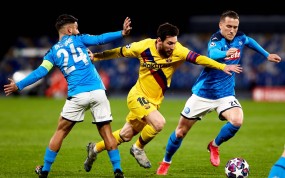 HLV Napoli: 'Chỉ có nằm mơ mới bắt chết được Messi' HLV Napoli: 'Chỉ có nằm mơ mới bắt chết được Messi'