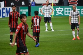 Nhận vinh dự đặc biệt, Messi Thái đi vào lịch sử J-League Nhận vinh dự đặc biệt, Messi Thái đi vào lịch sử J-League